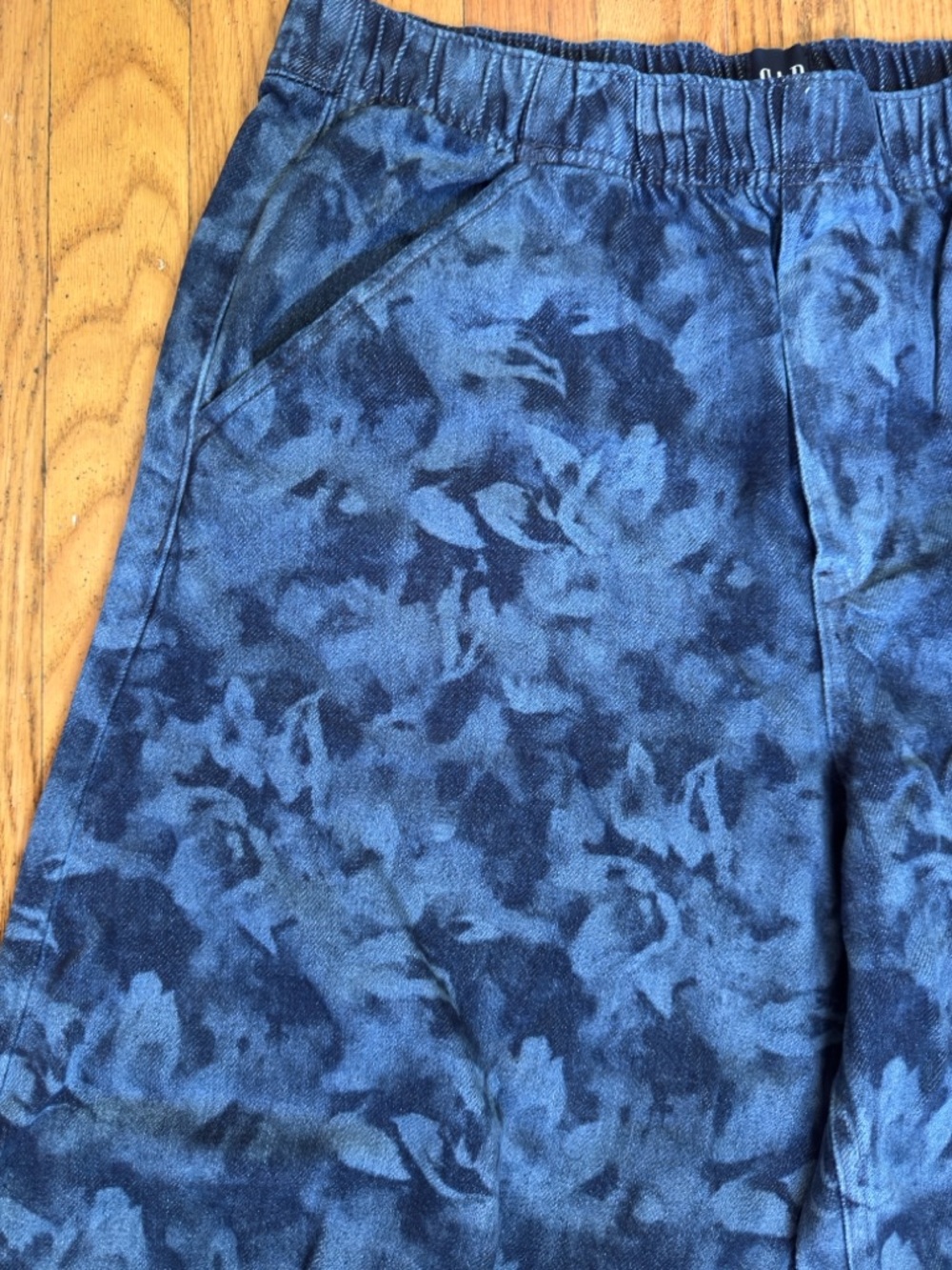 GAP Blue Floral Wide Leg Pants M Petite Elastic Waist NWT - Picture 2 of 7